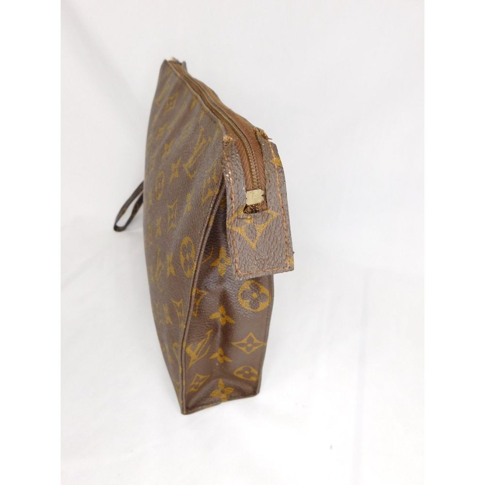 Rare Vintage Louis Vuitton "Saks Fifth Avenue" Zippered Pouchette - Picture 5 of 11